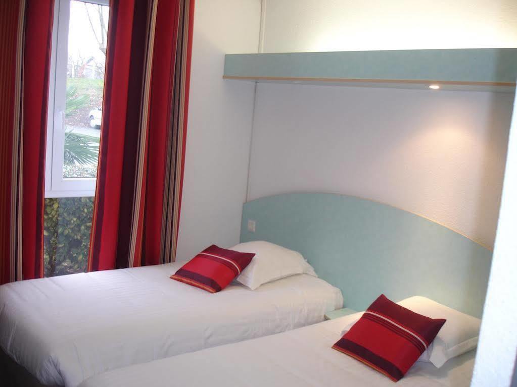 Agape Hotel Bessines Exterior foto