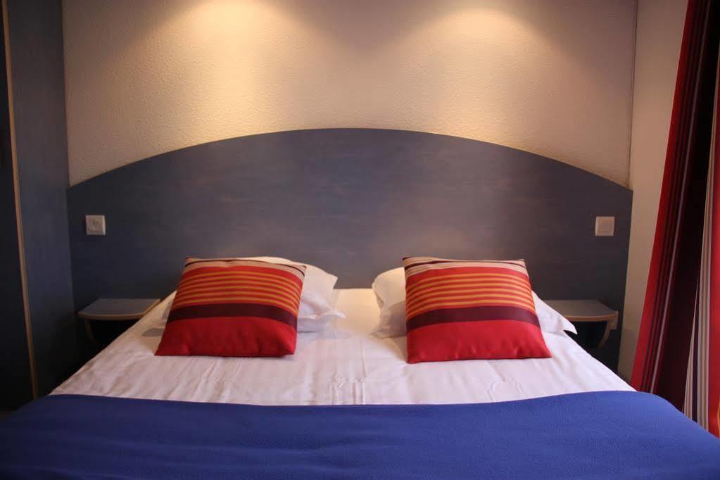 Agape Hotel Bessines Exterior foto