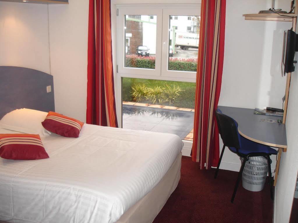 Agape Hotel Bessines Exterior foto