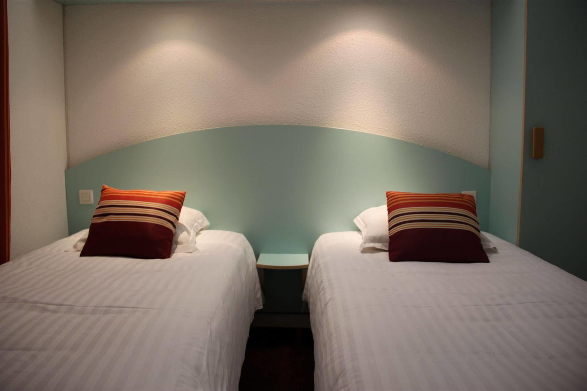 Agape Hotel Bessines Exterior foto